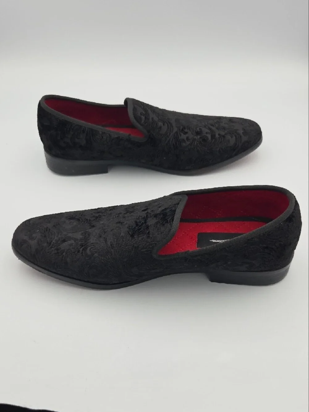 Men's Black Velvet Embossed Slip-On Loafers Size 9